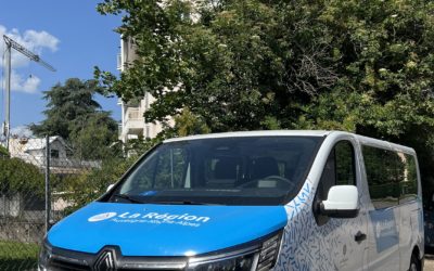 Un nouveau minibus pour le club grâce au soutien de la Région